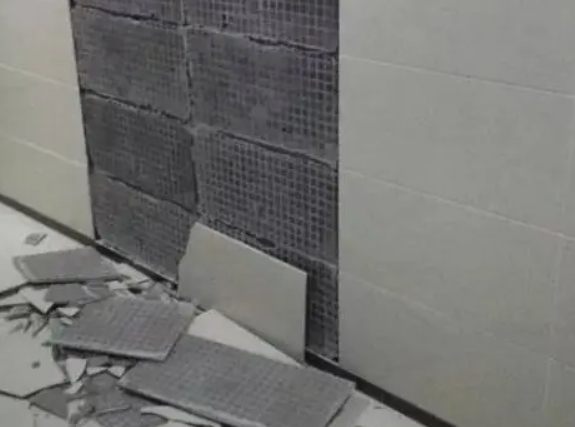 巨野瓷砖空鼓维修公司分享下巨野墙砖松动维修的知识